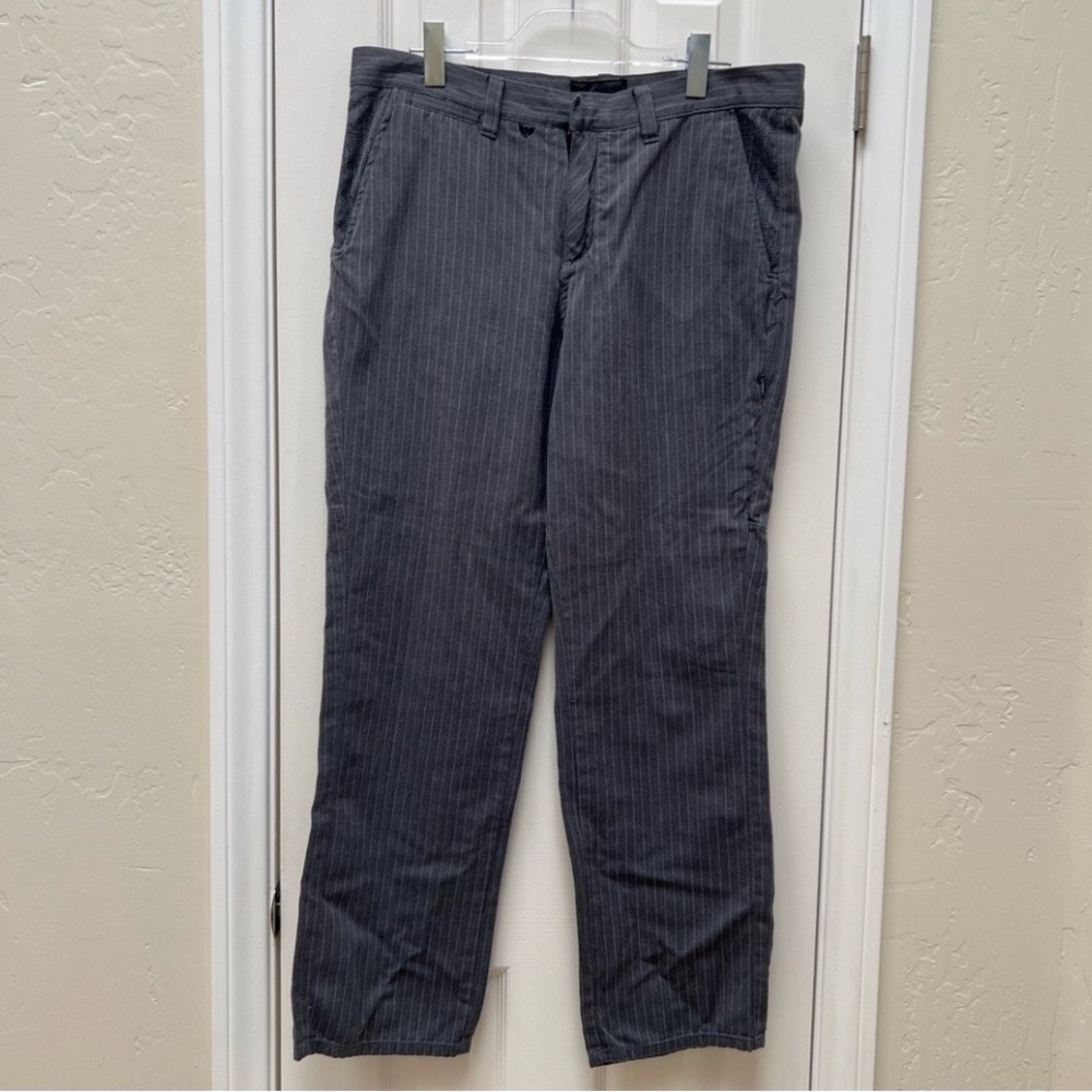 Men’s Hurley Grey Pinstripe Flat Front Twill Pants • Stash Pockets • Skater Punk